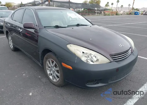 2002 Lexus Es 300 z USA, uszkodzony, nr VIN JTHBF30G020066068
